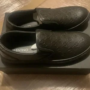 Valentino | Shoes | Timoteo Logo Leather Slipon Sneakers  display picture 3